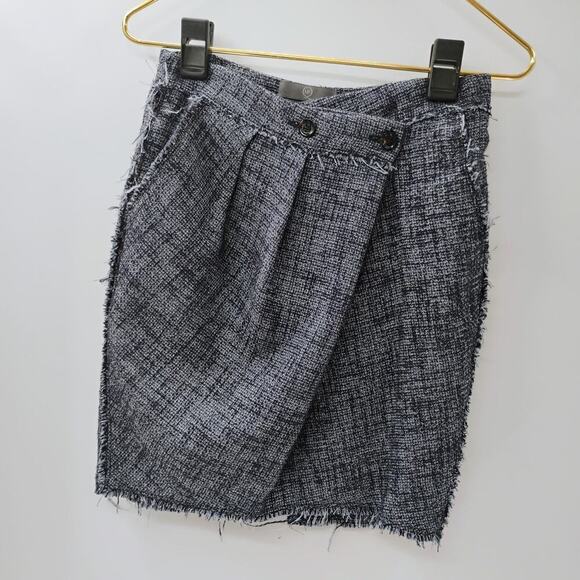 ALEXANDER McQUEEN Tweed Wrap Pleated Skirt with Belt Dark Gray size 38 F/S EUC - Picture 7 of 16